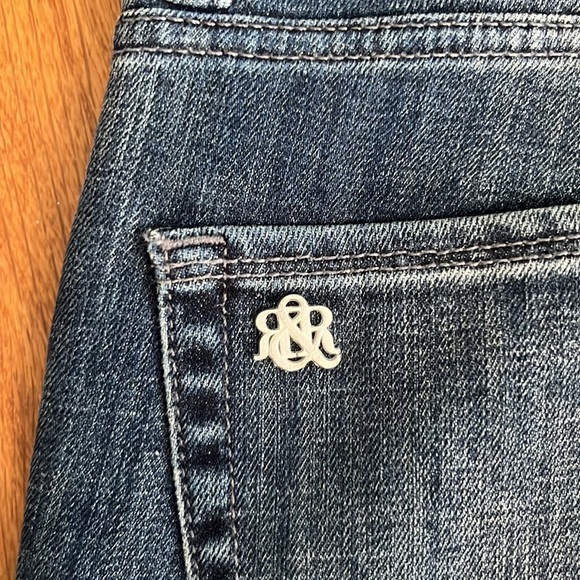 Rock and Republic crystal detail jeans. Medium wash straight leg slim jeans. - Picture 6 of 9
